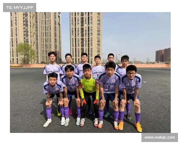 酷暑下挥洒青春 300名青少年激情角逐一博杯三人制曲棍球赛